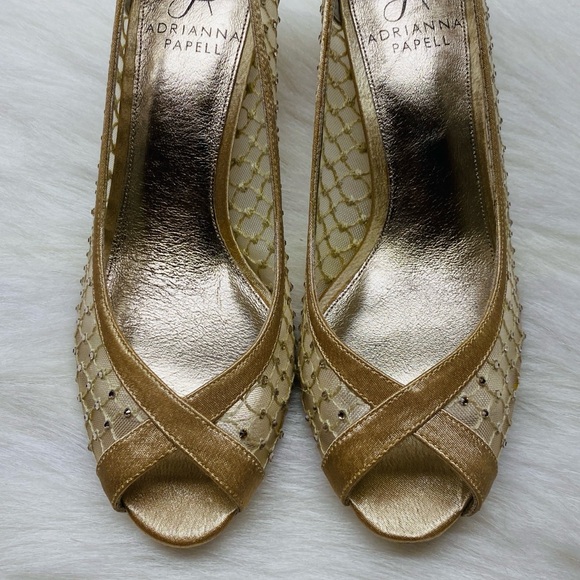 Adrianna Papell Dress Shoes Womens Size 7.5 High Kitten Heel Gold Nude Mesh - Picture 7 of 8